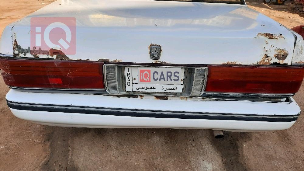 تۆیۆتا کراون